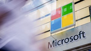 Microsoft's 2030 Vision: Replace Mice and Keyboards With AI, Voice Commands