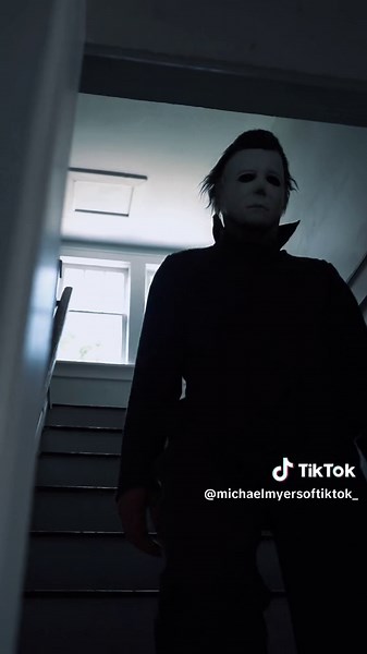 Now that it’s officially Fall, here’s some of my favorite Halloween tracks🎃 Find the playlist through the link in my bio!🍁🍂 #sony #sonyentertainment #spotify #halloweenvibes • • • • #michaelmyersoftiktok #michaelmyers #michaelmyersoftiktok_ #halloween1978 #michaelmyers #halloween #fall #autumn #spookyseason #fallaesthetic #autumnaesthetic #theshape #theboogeyman #boogeyman #horror #horrortok