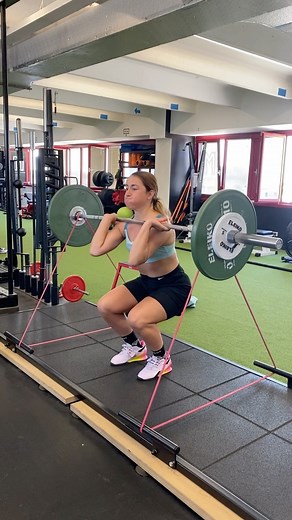 Sofia Goggia on Instagram: "Few kilos and more speed for a better technique ✅ Timing is everything 👊🏻 #summerprep #summertraining #timetteleali #givesyouwings #sofiagoggia #iamsofiagoggia #sheskis #weareskiing #onlythebrave #strenght&conditioning #clean #onlythebrave #gym #training"