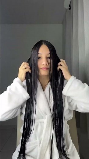 O Bye Bye Volume é perfeito para proteger os fios, possui ação antifrizz e antivolume. #cabelo