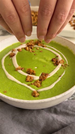 Sweet Pea & Mint Longevity Soup 💜