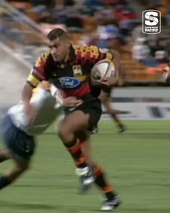 Eric Rush hot-stepping through 4 players back in '97 🕺 #SuperRugbyPacific | Super Rugby Pacific