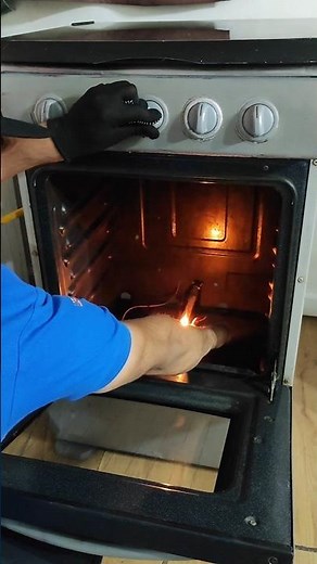 Kitchen oven won't turn on #oven #stove #gas #zonecleaning #viral #shorts