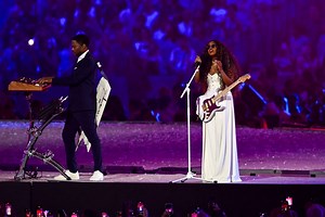 H.E.R. Singing the National Anthem at the Olympic Closing Ceremony Will Blow You Away