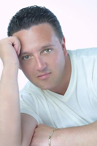 John Edward: Psychic Medium or Cold Reading Fraud?