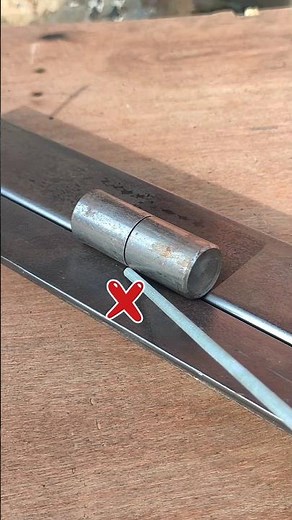 tips for welding door hinges on the correct metal media
