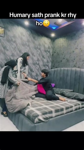 Humary Sath Prank - Fun Vlog Moment