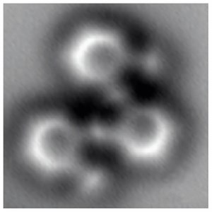First-ever high-resolution images of a molecule as it breaks and reforms chemical bonds