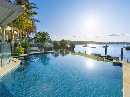 Sutherland Shire’s most expensive home traded at auction sold to overseas locals for $7.315m - realestate.com.au