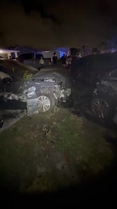 5.3K views · 6 comments | #mahechanews #Noticias #palmbeach Grave accidente vehicular se registra en 10th Ave pasando Gulfstream Rd en Palm Springs - Justo al frente del establecimiento Una más Bar and Grill Cierre de vías!!! Incidente: 10:45 pm - 10/24 | Carlos Mahecha | Facebook