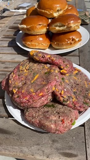 Delicious Homemade Cowboy Burgers Recipe