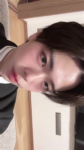 普段は一重だけど目をギアチェンジすると二重になるのわかる❓ ##二重になりたい#一重 #寺