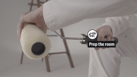 Glidden Diamond 1 gal. PPG1060-7 Warm Mahogany Semi-Gloss Interior Paint with Primer PPG1060-7D-01SG