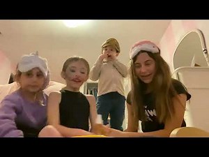 Makeup blindfold challenge