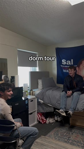 oh, you know, just hanging around… 🤷‍♂️ #dickinsoncollege #dormtour #dsonreslife