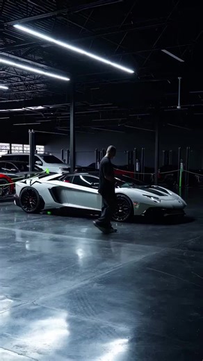 #fyp#fyp#lamborghini la meilleure voiture que j'ai te dit de notre côté c'est pas que tu man le code de ton téléphone et moi des amis qui me disent ça pour moi des robux et moi 5