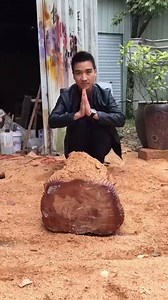 11M views · 145K reactions | Đức Phật từ trong thân cây  Nghệ Nhân Gỗ Việt nhận chế tác các tác phẩm đồ gỗ Mỹ Nghệ theo yêu cầu. Quý khách có nhu cầu vui lòng add zalo sdt 0969796365 để được tư vấn và hỗ trợ. Hoặc ib trực tiếp fanpage. Địa chỉ xưởng : Làng Nghề Đông Giao - Lương Điền - Hải Dương. | Nghệ Nhân Gỗ Việt | Facebook