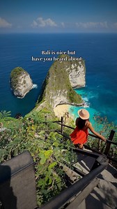 Why you should go to East Java? It’s crazy to think that some people forget about Java Island in Indonesia during their trip. Yet, it’s the place where nature is still omnipresent. And it’s so accessible. You can fly from Bali or take a bus from Denpasar to Banyuwangi, the city at the easternmost part of the island.- 🌋 Mount Bromo for its exceptional sunrise 💦 Tumpak Sewu Waterfall for an enchanting spray of mist 🌋 Kawah lien Volcano for its unique lake and blue fire 💦💦💦 Amazing Kapas Biru