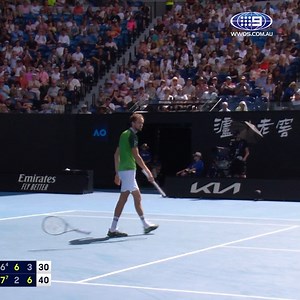 Hurkacz is throwing everything at Medvedev - including his OWN racquet! 😅 🖥️ #AO2024 | Live & Free: https://nine.social/vKO #9WWOS #AusOpen #Tennis | Wide World of Sports