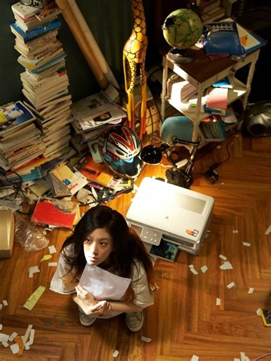 Castaway on the moon (2009) . . . #castawayonthemoon#leehaejun #koreanmovies #2009