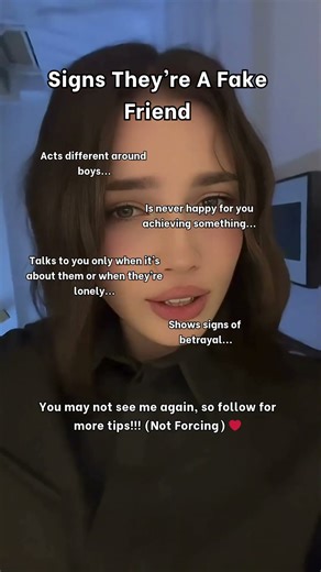 4 Signs Your Friend Is Fake!