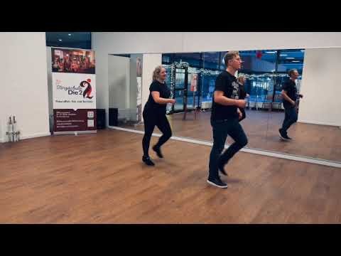 Changes Line Dance (teaching/Demo)