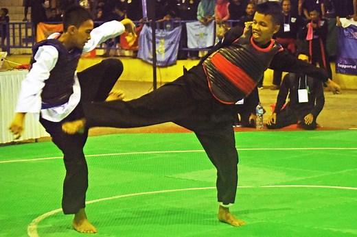 Sejarah Pencak Silat, dari Metode Bela Diri Hingga Seni Tradisi - Nasional Katadata.co.id