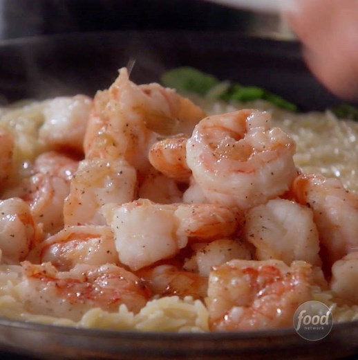 2.6M views · 12K reactions | Add this Lemony Shrimp Scampi with Orzo to your dinner rotation.  (via Giada De Laurentiis) | Food Network | Facebook