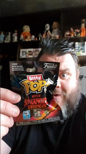 Stranger Things Funko Bitty Pop! Blind Bag Unboxing