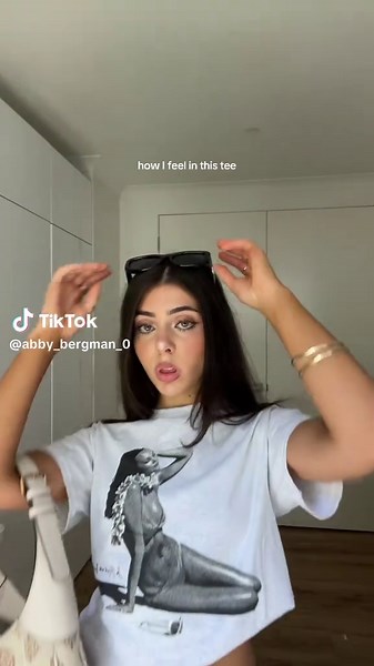 Express Yourself with Oversized Graphic Tees