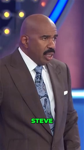 4.8K views · 50 reactions | Some people are terrified of seagulls. The video shows a person warning others about the incoming seagulls. The intensity in their voice speaks volumes about the fear seagulls evoke. #Seagulls #BirdPhobia #BirdReactions #AnimalFear | funnypodandstream | Facebook