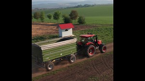 80K views · 621 reactions | Takové pohodlí, že z něho nebudete chtít vystoupit? To je ZETOR FORTERRA! A jak říká náš zákazník Jirka, klidně by se s ní vydal i na dovolenou do Chorvatska.⛱ Kde jste byli se svým traktorem nejdále vy? | ZETOR | Facebook