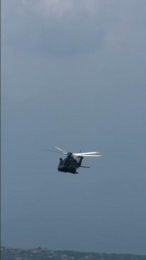 Italian Air Force HH-139 Low Pass Over Lake Garda | Incredible AW139 SAR Helicopter Demo