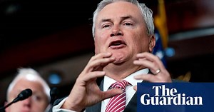 DoD whistleblower: US has 12 UFOs and an alien pilot in custody