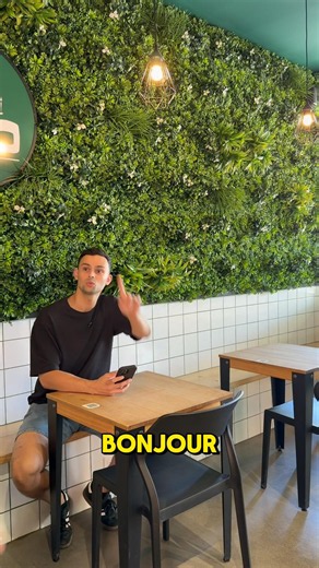 Where is my burger? 😂🦖 #dinofood #burger #lepuyenvelay #humor