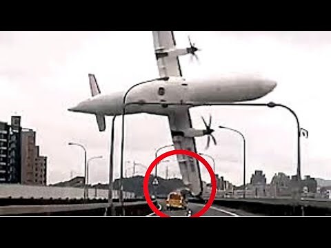 Top 6 Shocking Plane Crashes Caught on Camera