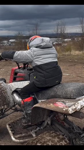 Start them young on this 2stroke Tuesday Bansheeapparel.net #bansheeapparel #banshees #2strokes #twostrokes #clothingbrand #clothingline #2strokes4life #embroidery #snapbacks #accessories #oem #stickers #blaster #southforida #fortmyers #capecoral #Dunbar | Banshee Apparel