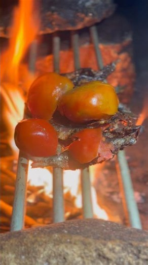 GRILLING FRESH FISH OVEN an Open Fire! 🐟🔥 #survivalskills #cooking #nature #recipe