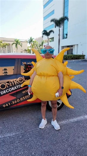 🌞 Minimize Glare with Advanced Window Film Technology! 🤔 ✅ Say goodbye to glare: 3M window film reduces it significantly for comfortable viewing. ✅ Block out harsh UV light (99.9%) and prevent fading on your valuables. ✅ Energy efficiency at its finest - lower cooling costs, a smarter home choice! ✅ Unobstructed views guaranteed with our clear technology ✅ Explore versatile options: solar control, security, decorative & more! Lakewood Ranch's top dealer serving Sarasota/LWR areas. 💡 Ready for