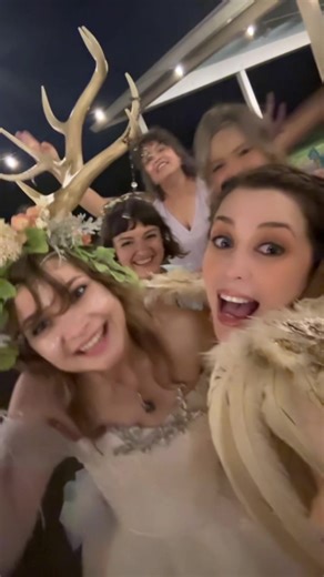 親友の結婚式でブライズメイドをやりました！💐✨最高の思い出になった！🤍 #結婚式 #親友 #ブライズメイド #最高の思い出 #友情 #花嫁 #結婚おめでとう #結婚式準備 #結婚式ヘア #結婚式コーデ #ウェディング #ウェディングドレス #思い出動画 #幸せ時間 #日本好き #日常vlog #思い出シェア #推し活 #tiktok映え #日本語勉強中 #日本語学習 #日本語練習 #日本語好き #日本語勉強アカウント #日本語 #ヴィジュアル系 #Gackt #visualkei #weddingvlog