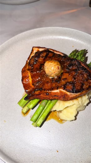 come with me to get my hair done go to @acuracanada work & dinner @Cactus Club Cafe 🩵💋 p.s- @K18 Hair what do you think of my braids?🙊👀🪮 #dailyvlog #dayinalife #hairvlog #foodietiktok #foodreviewer