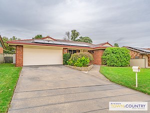 Sold House 17 MacDonald Drive, Armidale NSW 2350 - Jul 10, 2024