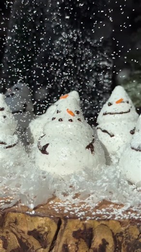 Better Homes & Gardens on Instagram: "These snowmen meringues are almost too cute to eat... almost 👀 ☃️Meringue Snowmen ☃️ Ingredients 3 large egg whites ½ tsp vanilla or ¼ tsp almond or peppermint extract ¼ tsp cream of tartar ⅛ tsp salt ¾ cup sugar Orange jimmies optional Melted chocolate To Make Heat oven to 200°F and line a baking sheet with parchment. Beat egg whites, extract, cream of tartar, and salt on medium until soft peaks form. Gradually add sugar and beat on high until stiff peaks.