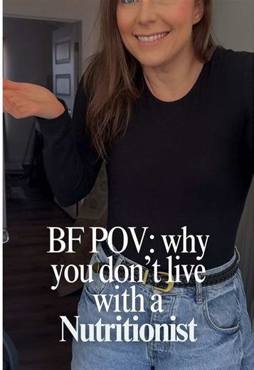 Yes, stomach acid is good for you. No, he didn’t ask. #nutritionistsoftiktok #healthtok #reallifenutrition #couplecontent #fyp