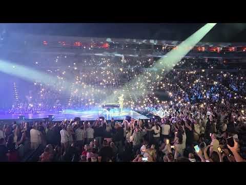 Lionel Richie - We Are The World @ O2 Arena Prague