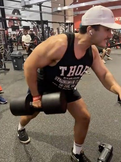 Single arm rows 65kg