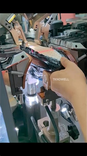 1.3K views · 13 reactions | Tknowell Machine #computer Memory Contro Auto-Cementing Side & Heel Lasting Machine WeChat/WhatsApp ID: 008617825096959 | Alec Zheng TknowellMac | Facebook