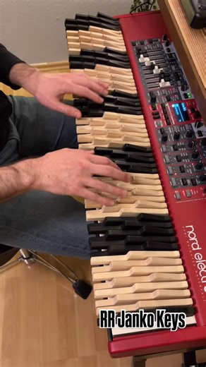 Rico Raven on Instagram: "Transposing chord progressions is a trivial task on a Janko Keyboard. Due to its isomorphic layout, chord shapes and scale fingerings are the same in all keys. #rrjankokeys #jankopiano #isomorphickeyboard #pianolessons"