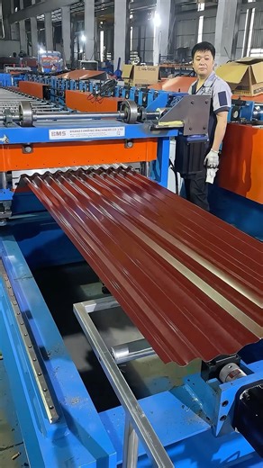 High speed thin corrugated sheet roll forming machine(fly cutting for high working efficiency)