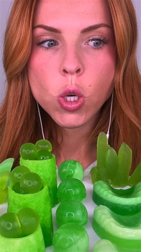 Naomi MacRae (Hunnibee ASMR) on Instagram: "Ok so this was a lot.. 💚💚 . . . . . . . #asmr #asmrsounds #hunnibeeasmr #satisfying #satisfyingvideo #eating #eatingasmr #trending #foryou #foryoupage #shorts #reels #viral #explorepage #hunnibee"